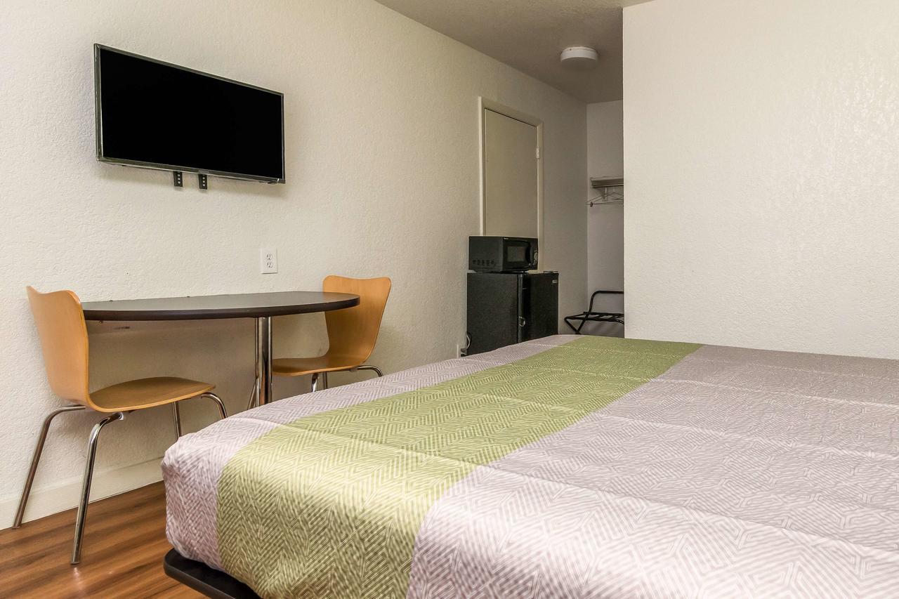 Motel 6 Fort Worth North Haltom City Luaran gambar