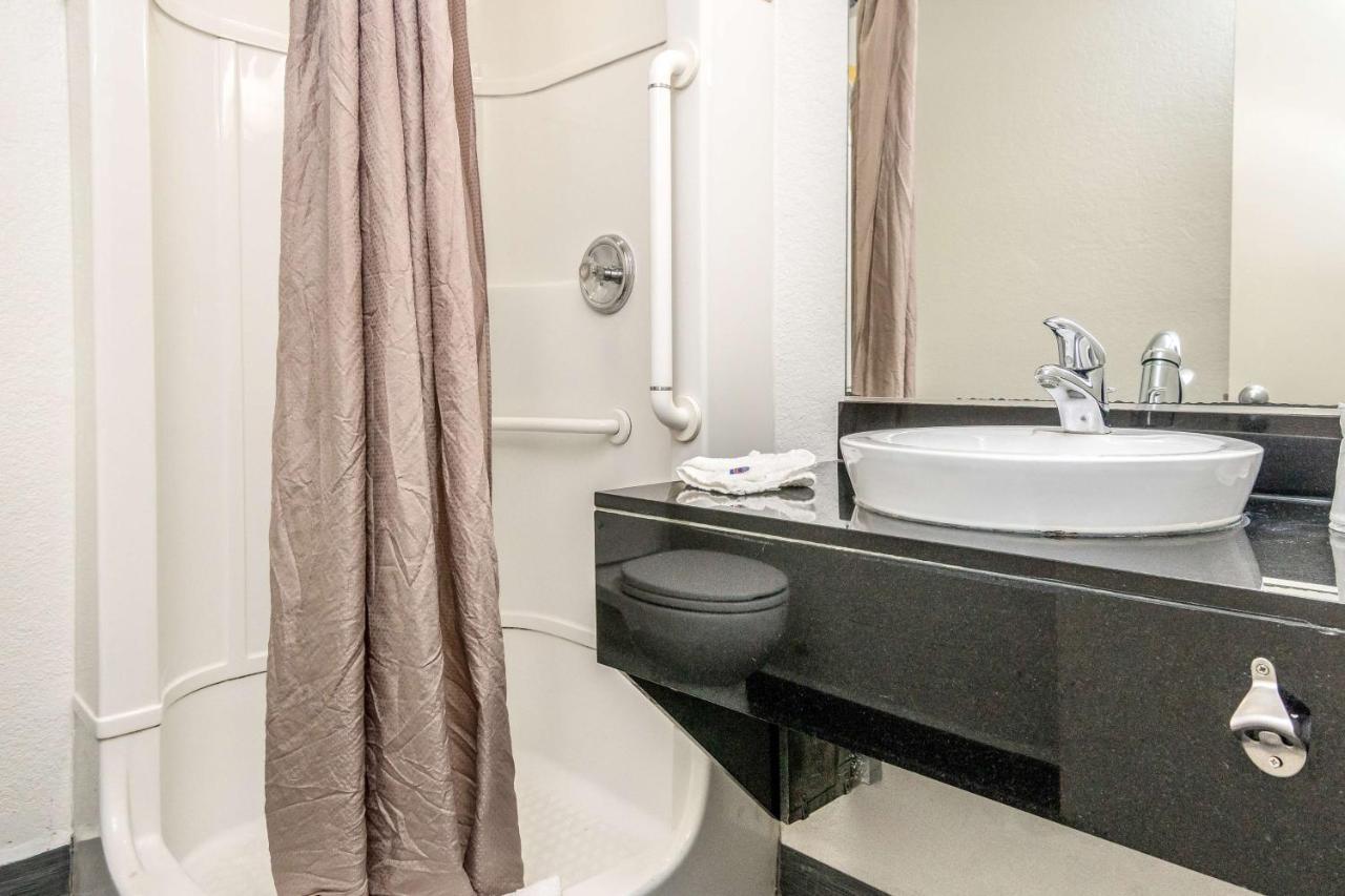Motel 6 Fort Worth North Haltom City Luaran gambar